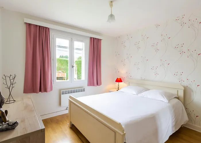 Casa vacanze La Maison De Reta - House Avec Piscine Privée